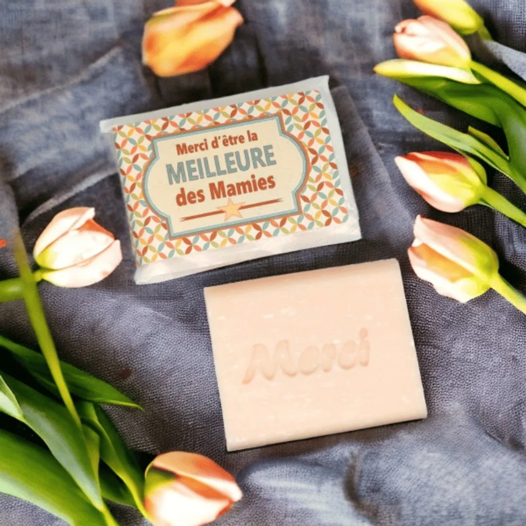 [SMMM50GRS]-Savonnette-Merci-Meilleure-Des-Mamies-Mas-Du-Roseau-50g-2.webp