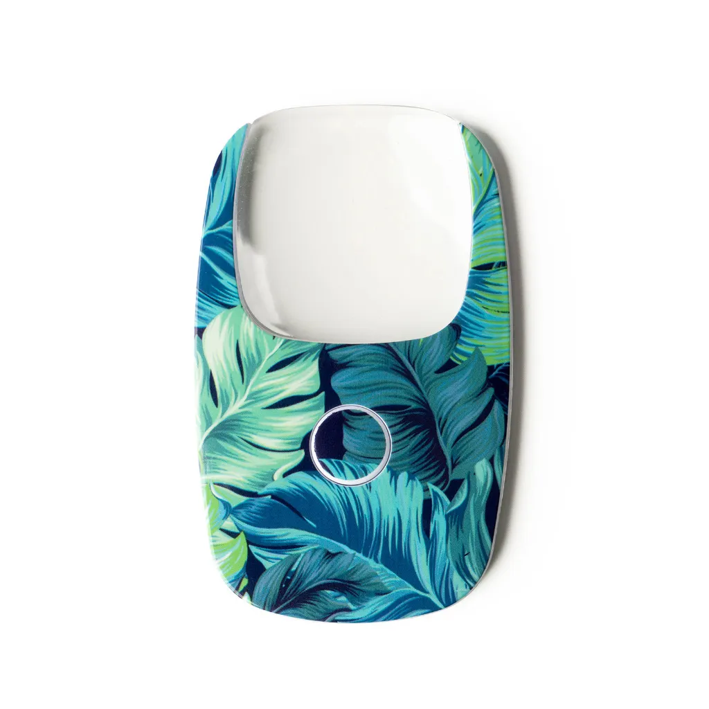 loupe feuilles vertes.webp