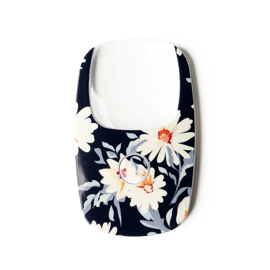 loupe fleur blanche.webp