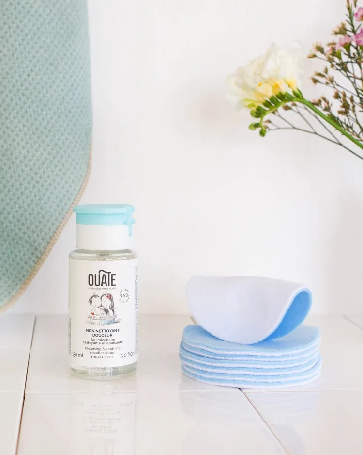 Mon Nettoyant Douceur - Eau Micellaire - à partir de 4 ans - Ouate 150ml 2.webp
